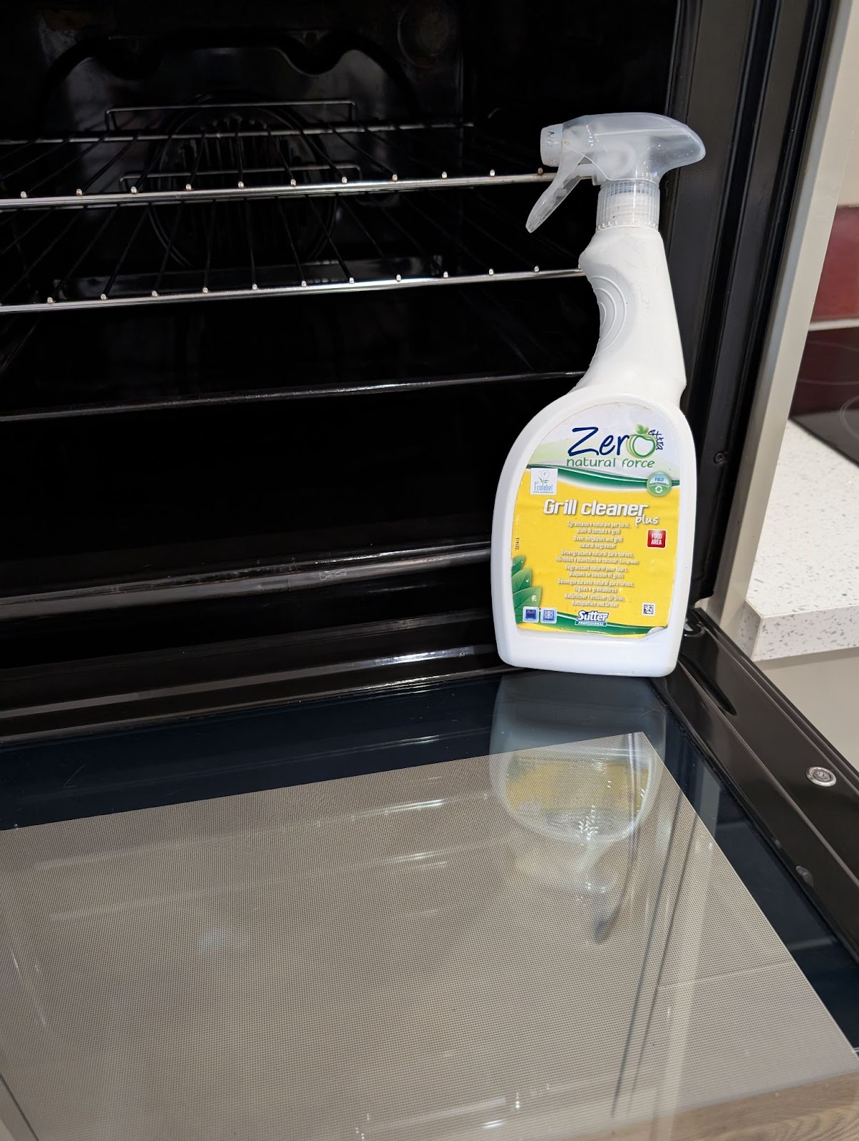 End of tenancy cleaning example